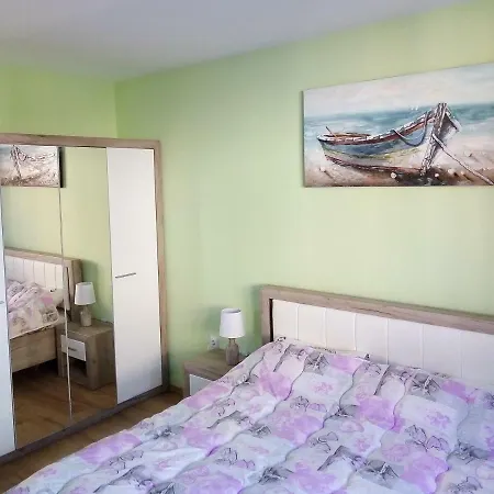 Apartment Tvarditza *