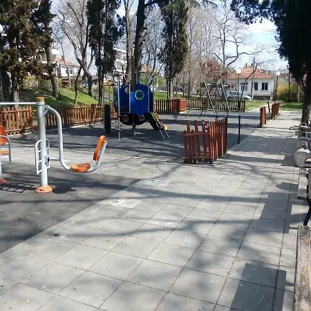Tvarditza *